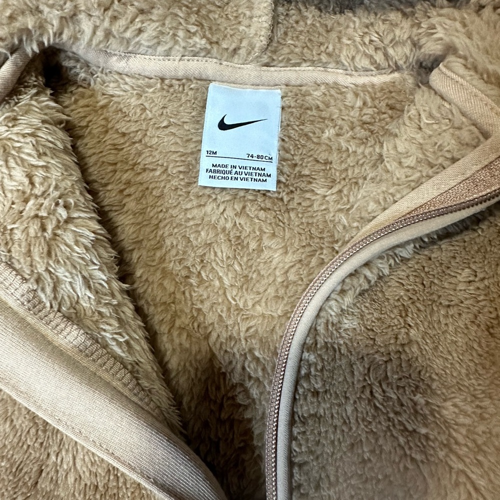 NIKE infant brown fuzzy teddy bear coat sz 12 mo - NWT - Picture 6 of 7
